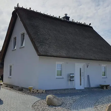 Reetdachhaus- Haus Hannes In Mellnitz By Interhome Hébergement de vacances Poseritz