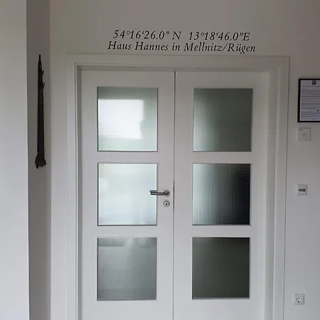 Reetdachhaus- Haus Hannes In Mellnitz By Interhome Poseritz