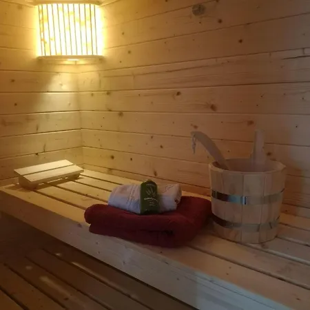 Reetdachhaus- Haus Hannes In Mellnitz By Interhome *